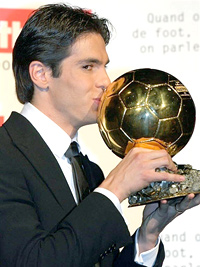卡卡正式荣膺2007年金球奖绝对优势力压C罗梅西