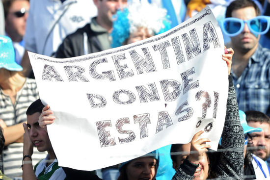 乌拉圭球迷打出标语&ldquo;阿根廷，在哪儿？&rdquo;