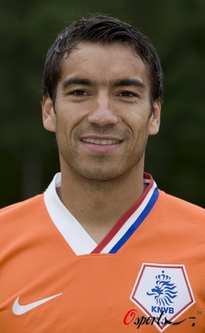 图文-荷兰队2008欧洲杯阵容一览 范布隆克霍斯