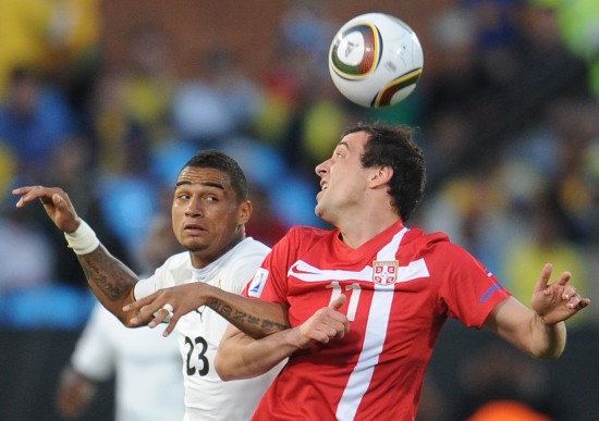 图文-[小组赛]塞尔维亚0-1加纳 博阿滕抢位_国