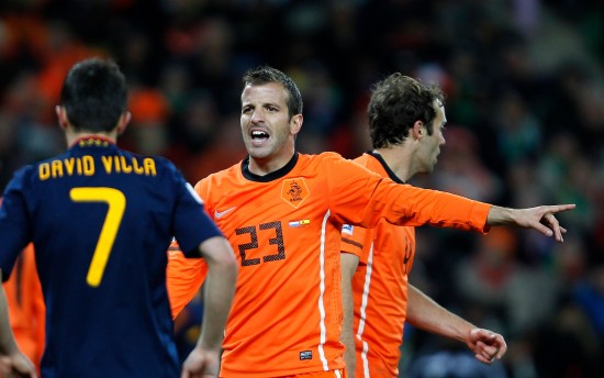图文-[决赛]荷兰VS西班牙 橙衣军团里的范德法