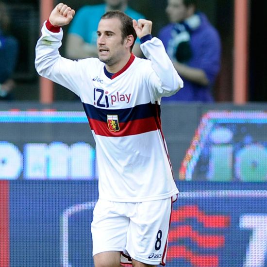 图文-[意甲]国际米兰5-2热那亚 帕拉西奥没高兴