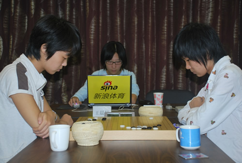 建桥杯8强战宋容慧出局国家女队棋手包揽4强(谱)