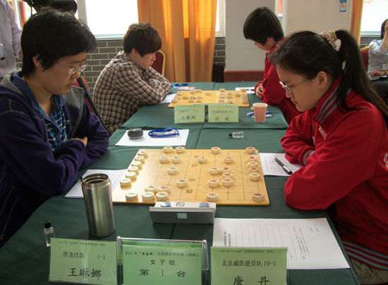 象棋女团赛北京胜黑龙江蝉联在即 唐丹弈和王琳娜