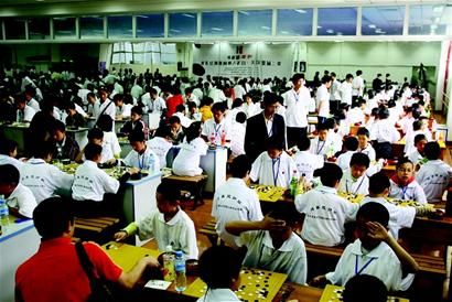 每届108将围棋赛都非常火爆 资料图片