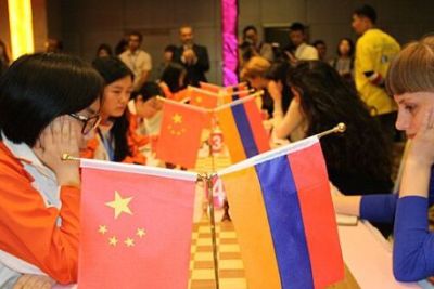 女子国际象棋世团赛 中国队旗开得胜击败亚美尼亚