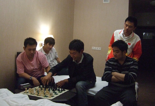 ͼ��-�й��ӱ�ս������ս�жӹ�ͬ׼���Բ�