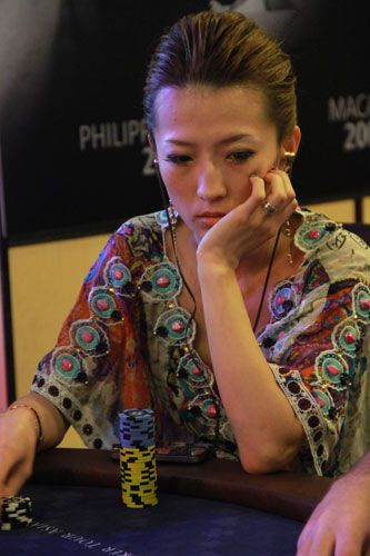 ��˼�е�Ů�˸����ˡ�