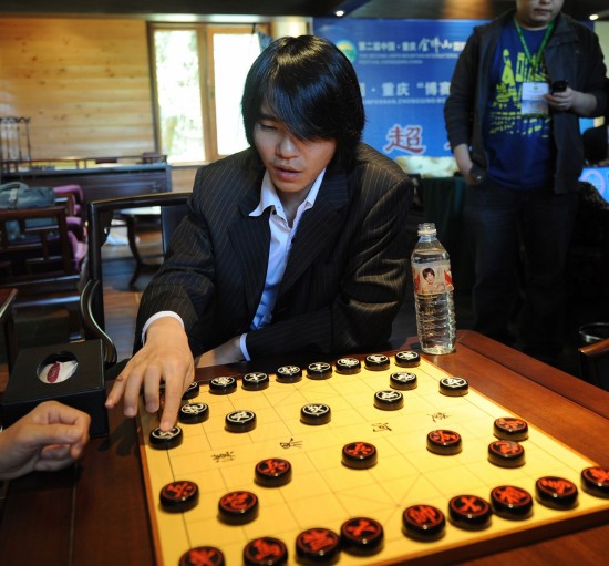 李世石研究中国象棋