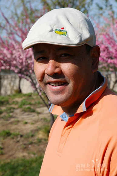 百天打百佳球场活动参与人-杨洋_综合体育_