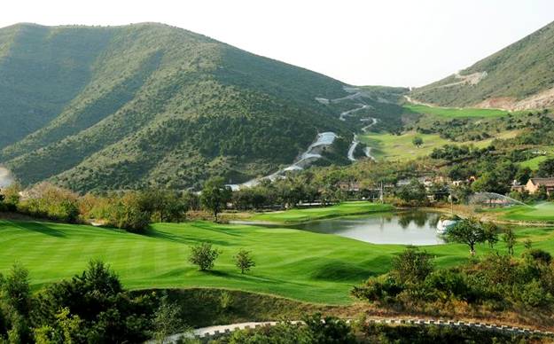 �������ɽ�ظ߶�����ֲ�