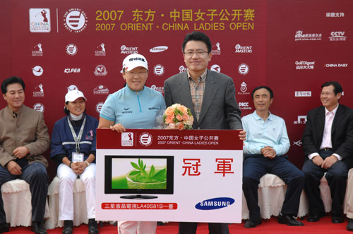 ͼ��-�й�Ů�ӹ������佱�������ǰ������Ǵ�