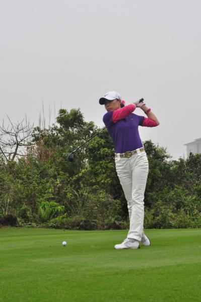 �����������Ӹ�