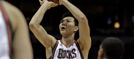 阿联新高加两双笑傲全场 菜鸟抢断爆扣成最佳