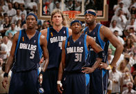 NBA老照片-06年德克首进决赛四牛仔如今已去其二