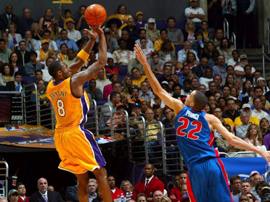 小王子:打湖人总想起04决赛 时间老人没打败科