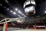 图文-五棵松篮球馆内外全景 大屏幕提供观赛方便