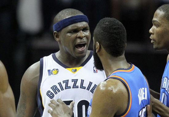 兰多夫场上怒吼