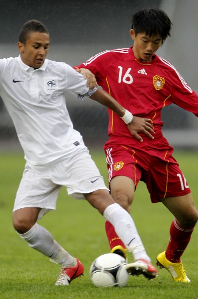 图文-国际青年足球邀请赛中国0-0法国_国内足