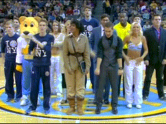 动图-掘金啦啦队着装五光十色_篮球-nba_新浪竞技风暴