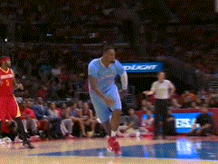 动图-长相喜感就不要做凶狠表情了_篮球-nba_新浪竞技