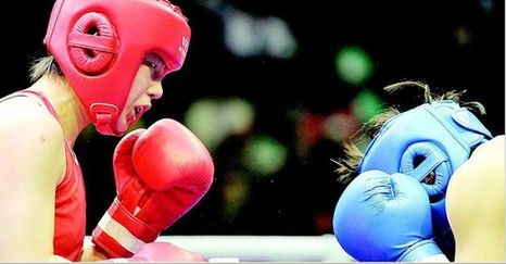 2012全国女子拳击冠军赛揭幕 山西女拳手旗开得胜