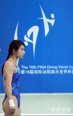 跳水世界杯次… 正文    2008年2月20日,郭晶晶,吴敏霞在国家游泳中心