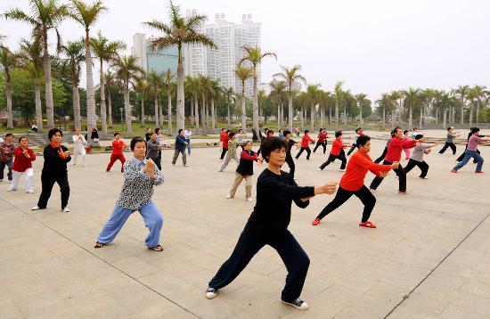 图文-全民健身之群众体育红红火火 太极拳是首