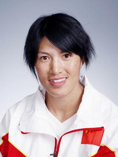 图文-北京奥运会中国代表团成立 田径队队员董晓琴