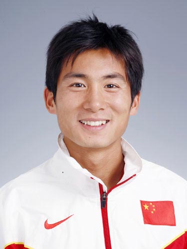 图文-北京奥运会中国代表团成立 田径队队员董吉敏