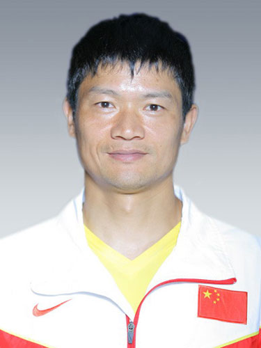 图文-北京奥运会中国代表团成立 皮划艇队员陈忠云