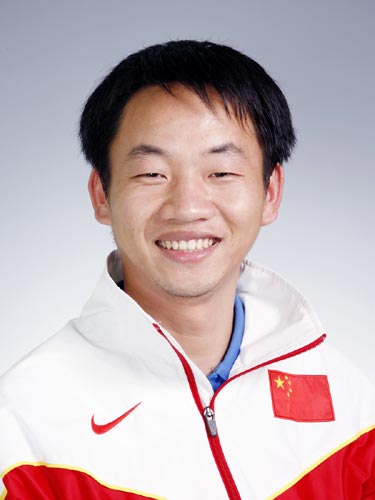 图文-北京奥运会中国代表团成立 射箭队队员李文全