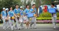 图文-志愿者青春作伴服务奥运 开心的小团队
