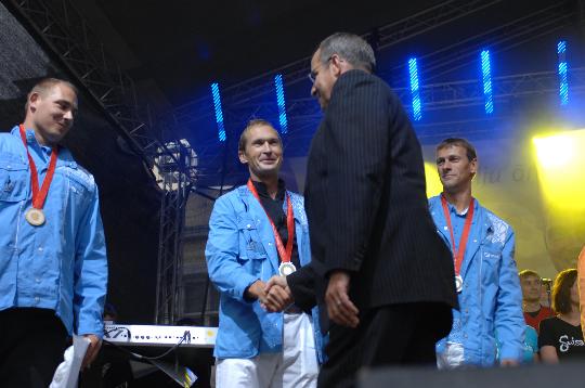图文-爱沙尼亚为奥运健儿举行庆功会 总统亲自接见