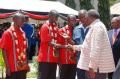 图文-肯尼亚总统接见奥运代表团 亲切接见运动员