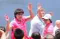 图文-奥运冠军游香港海洋公园 两位柔道冠军