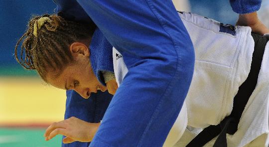 图文-北京残奥会柔道第三日赛况 甘受胯下之辱