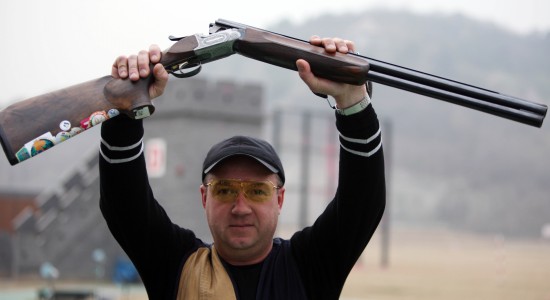 ͼ��-��������վ����˫��ɵ�������ǹʾ��