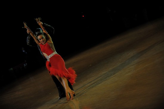 图文-四体会体育舞蹈赛况性感身材尽显