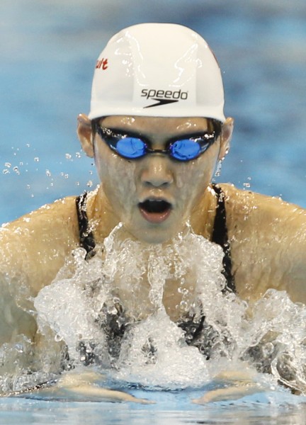 图文-叶诗文获200米混合泳冠军 熟练掌握比赛