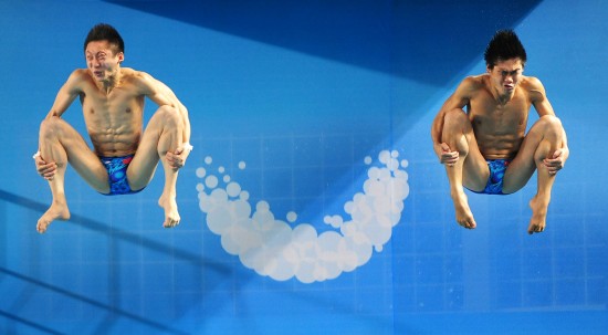 图文-大运跳水男子双人十米台 火亮\/林跃在比赛