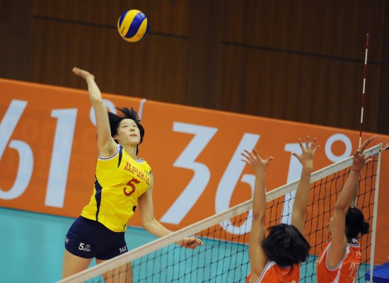 图文-女排联赛第13轮北京3-0浙江