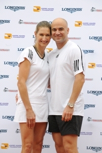 浪琴表邀请阿加西格拉芙夫妇出席09法国网球公开赛