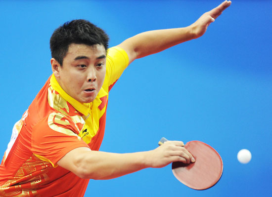 文-乒乓球男团中国3-0日本 王皓招牌直板横打_