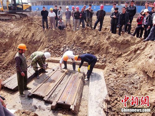 楚州发现明代将军家族墓 发掘文物130多件(图)