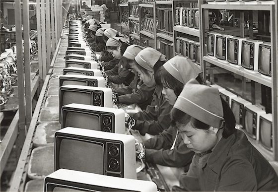 李健熙执掌三星25周年:世袭,变革与危机