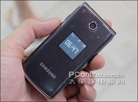 简约主义三星纯美折叠e210低价上市