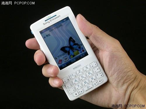 点击图片查看索尼爱立信m608c详细资料索爱m600采用将数字按键与