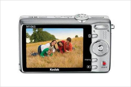 点击图片查看柯达m1063详细资料其他功能:m1063配备的脸部优先对焦