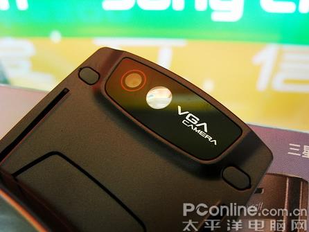 学生mm首选三星小巧滑盖m608卖658元